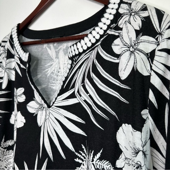 Talbots Modal Blend Black White Tropical Floral Top - Picture 3 of 10